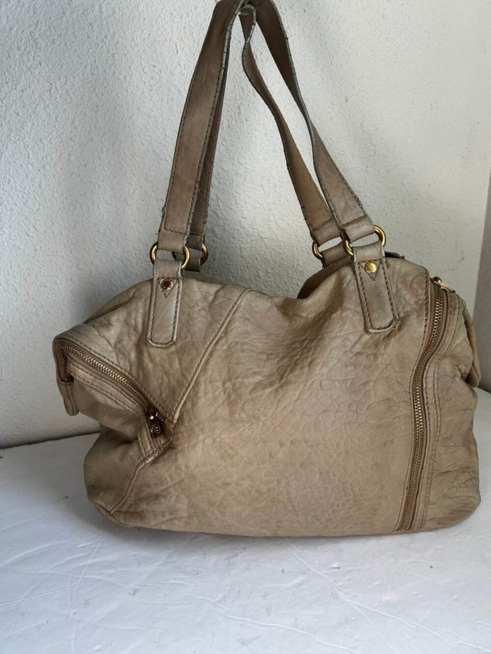 Y2K MARC BY MARC JACOBS ZIPPER DETAIL BEIGE SATCHEL